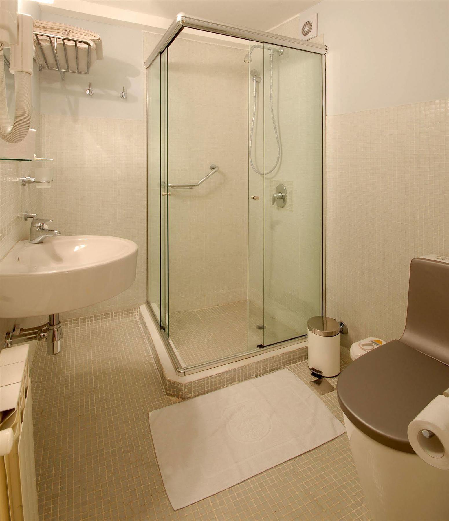 Hotel Tirol 3*