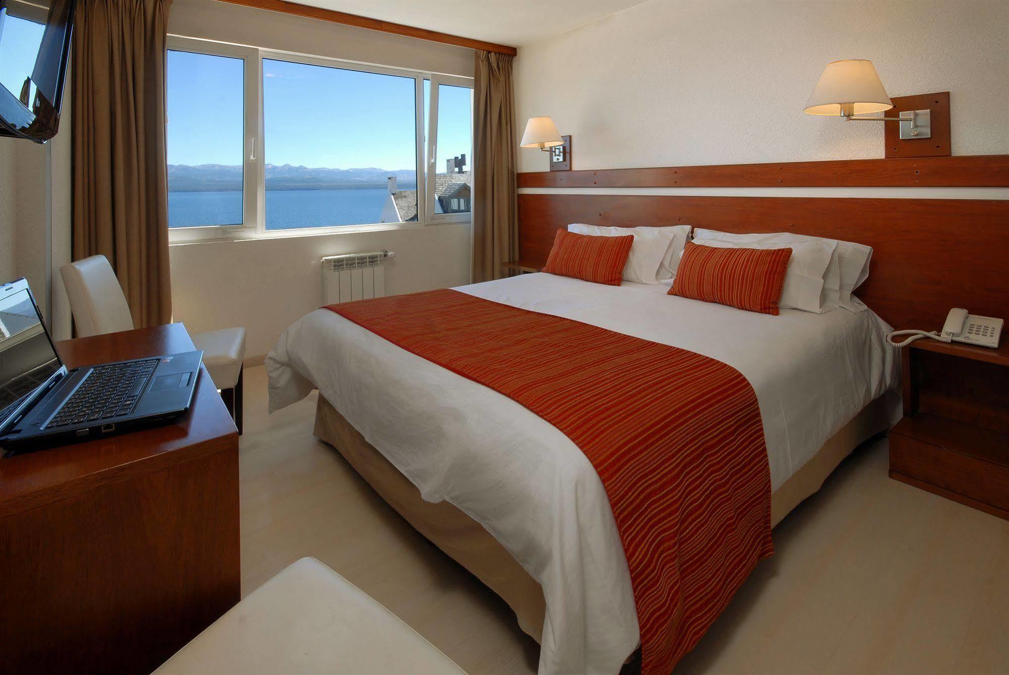 Tirol Hotel 3*